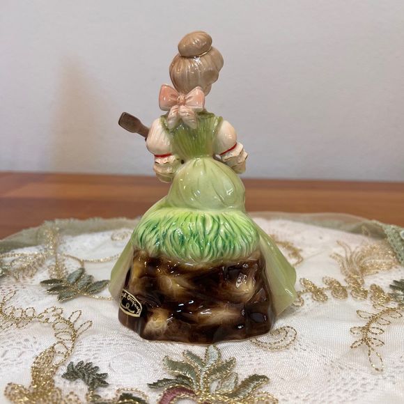 Vintage Josef Originals Figurine Vintage ADELINE from The Gibson Girls Series - Picture 2 of 10